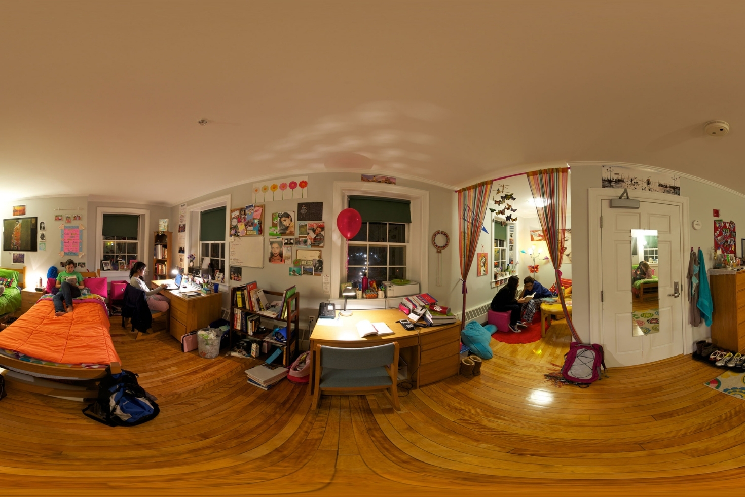 360 degree photo of a living room