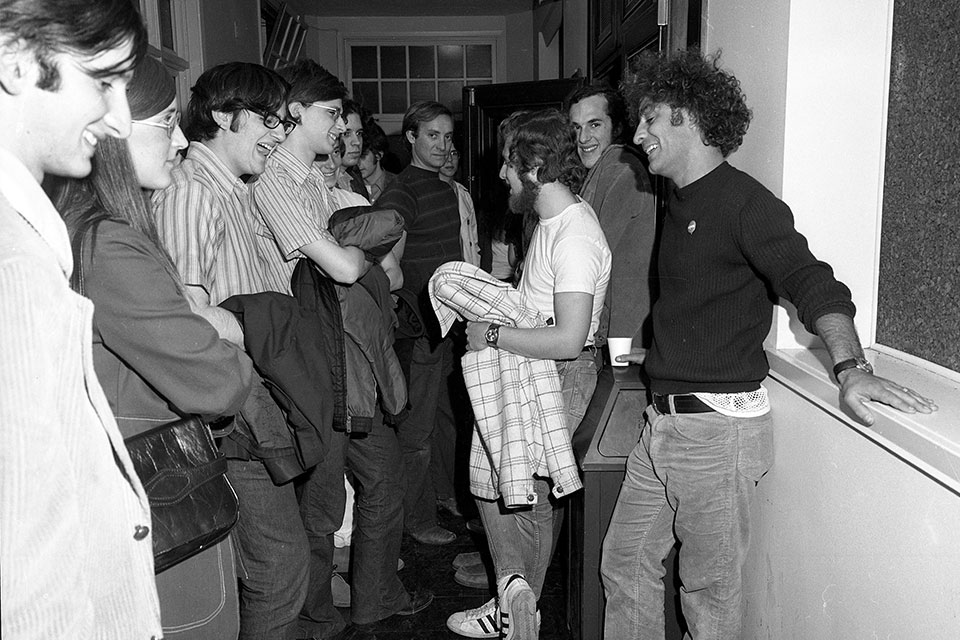 Abbie Hoffman speaks with Brandeis students in 1972. 