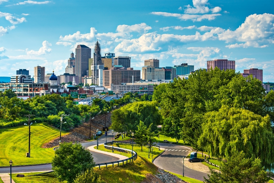 Skyline image of Hartford, Connecticut.