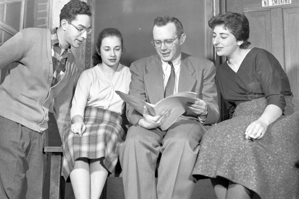 Irving Howe with students 