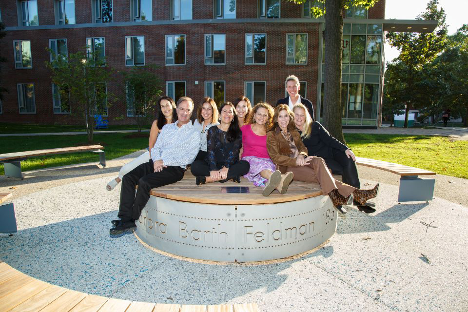 Members of the class of 1986 at the Barbra Barth Feldman ’86 Circle